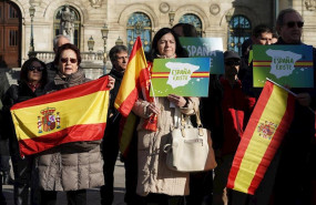 ep concentracion convocada por vox impulsada por la plataforma espana existe con el lema por un