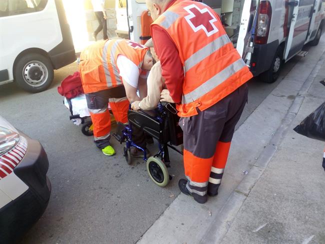 Cruz roja traslada a 39 personas por la riada. | CRUZ ROJA ep cruz roja traslada39 personasla riada