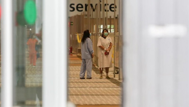 ep dos pacientes con coronavirus en el hospital temporal de la comunidad de madrid habilitado en