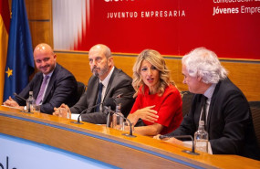 ep el presidente de ceaje fermin albaladejo el presidente del senado pedro rollan la vicepresidenta
