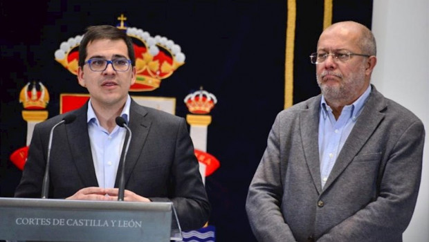ep el secretario de accion institucional de ciudadanos jose maria espejo-saavedra y el candidato de