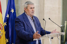 ep el secretario general de upa lorenzo ramos silva atiende a medios tras la reunion del comite ep el secretario general de upa lorenzo ramos silva atiende a medios tras la reunion del comite