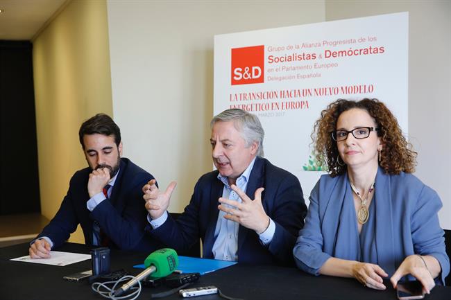 El eurodiputado del PSOE José Blanco en una rueda de prensa en Madrid | PSOE ep eurodiputadopsoe jose blancouna ruedaprensamadrid