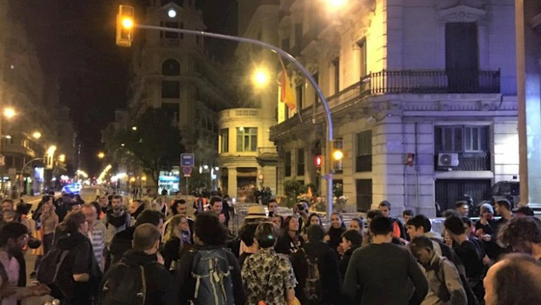 ep final de la concentracion en barcelona ante la jefatura de policia a raiz de la sentencia del