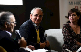 ep joaquin echevarria 2i en la presentacion de su libro asi era mi hijo ignacio el heroe del