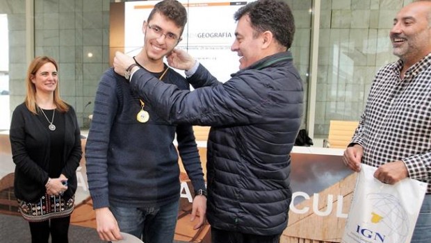 ep jose luis vazquez recibemedalla