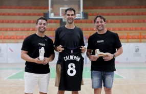 ep jose manuel calderon junto a los fundadores de podoks