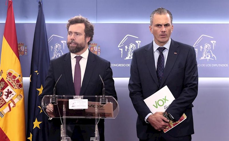 ep los diputados de vox ivan espinosa de los monteros y javier ortega smith