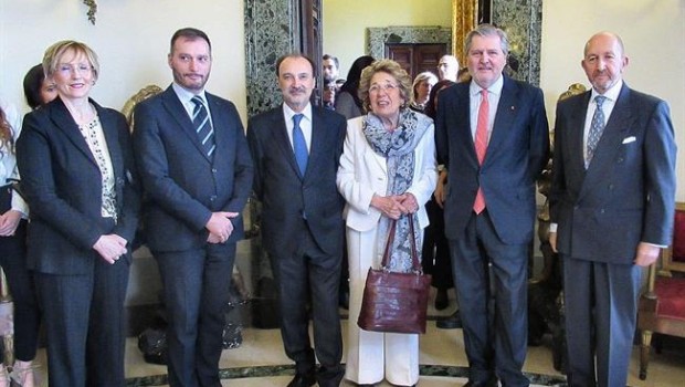 ep mendezvigo entregaromagran cruz a mamma erasmus