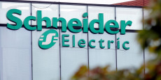 schneider electric confirme ses objectifs 2021 malgre les tensions logistiques 