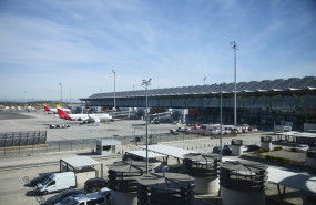 ep archivo   aviones en la terminal t4 del aeropuerto adolfo suarez madrid barajas a 30 de marzo de