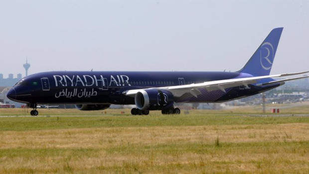 ep archivo   debut de riyahd air en el salon aeronautico de paris