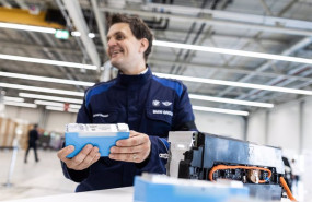 ep archivo   produccion de componentes de baterias en las plantas de bmw en leipzig y regensburg