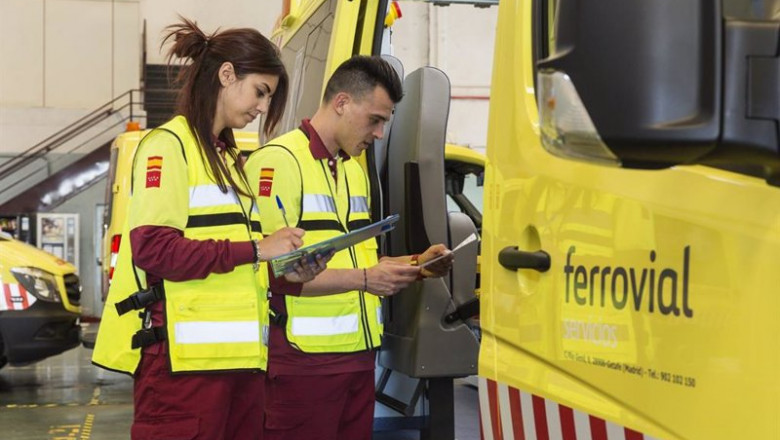 Archivo - Trabajadores del servicio de ambulancias de Ferrovial | FERROVIAL - Archivo ep archivo trabajadores del servicio de ambulancias de ferrovial