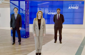 ep de izquierda a derecha julian garcia-charraza pilar galan y borja carvajal nuevos socios de kpmg
