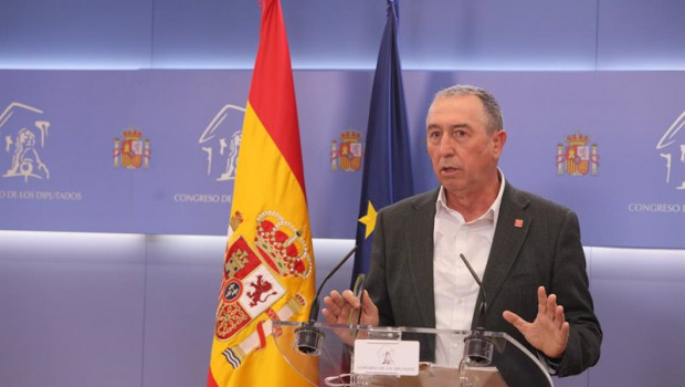 ep el diputado de compromis en el congreso joan baldovi interviene en una rueda de prensa posterior