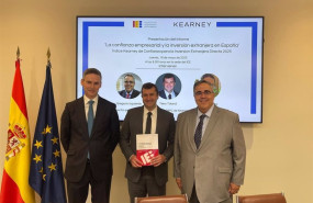 ep el director general del iee inigo gregorio izquierdo emilio guevara socio de kearney y a terry