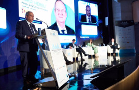 ep el ministro de industria y turismo jordi hereu inaugura el 38 encuentro de la economia digital y