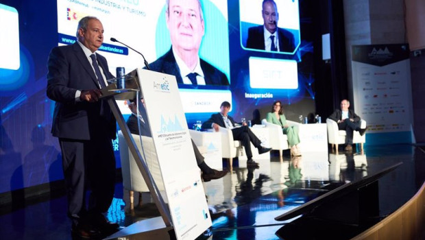 ep el ministro de industria y turismo jordi hereu inaugura el 38 encuentro de la economia digital y