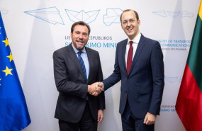 ep el ministro oscar puente con el ministro de transportes y comunicaciones de lituania marius