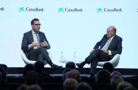 ep el vicepresidente primero del gobierno y ministro de economia carlos cuerpo i y el presidente de