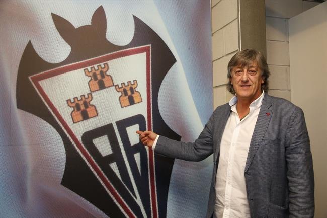 Enrique Martín, nuevo entrenador del Albacete | ALBACETE BALOMPIÉ ep enrique martin nuevo entrenadoralbacete