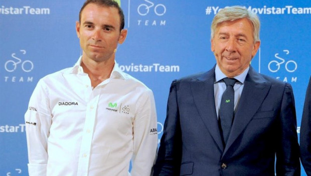ep eusebio unzue manager general del movistar team junto al ciclista del equipo telefonico alejandro
