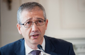 ep gobernadorbancoespana pablo hernandezcos durantecursosantander organizadoapieuimp
