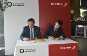 ep iberiaaceitesolivaespana firmanacuerdocolaboracion