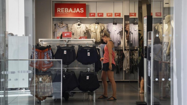 ep imagenesrecursolas rebajasverano 2019 interiorla tienda hmla calle velazquez sevilla