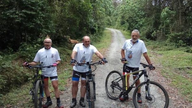 ep juanito oiarzabalsude ascenderkilimanjarobicicleta