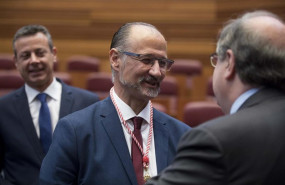 ep nuevo presidentelas cortescastillaleon luis fuentes i hablapresidentefuncionesla comunidad juan vicente herrera d trasproclamacion