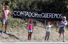 ep pancartaapoyoalberto contadorla vueltaespana