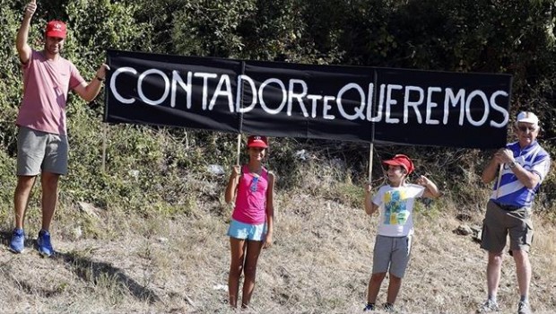 ep pancartaapoyoalberto contadorla vueltaespana