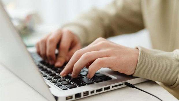 ep productividad y eficiencia de las empresas en espana