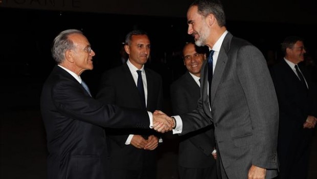 ep rey felipe vi saludaisidro faine