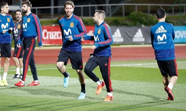 ep sergio ramosjordi albaentrenanla seleccion espanola