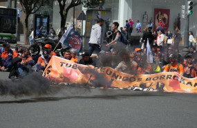 ep trabajadores de tubos reunidos durante una reciente concentracion