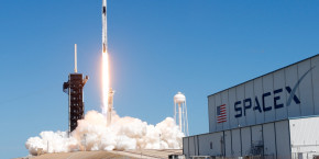 une fusee de spacex decolle depuis le centre spatial kennedy de la nasa a cap canaveral en floride etats unis 20221020212528 