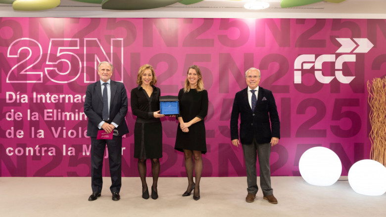 1637846674 fcc premia a onu mujeres y a la real federaci n espa ola de deportes de invierno por su labor y apoyo a las mujeres v ctimas de violencia de g nero 20211125175824 