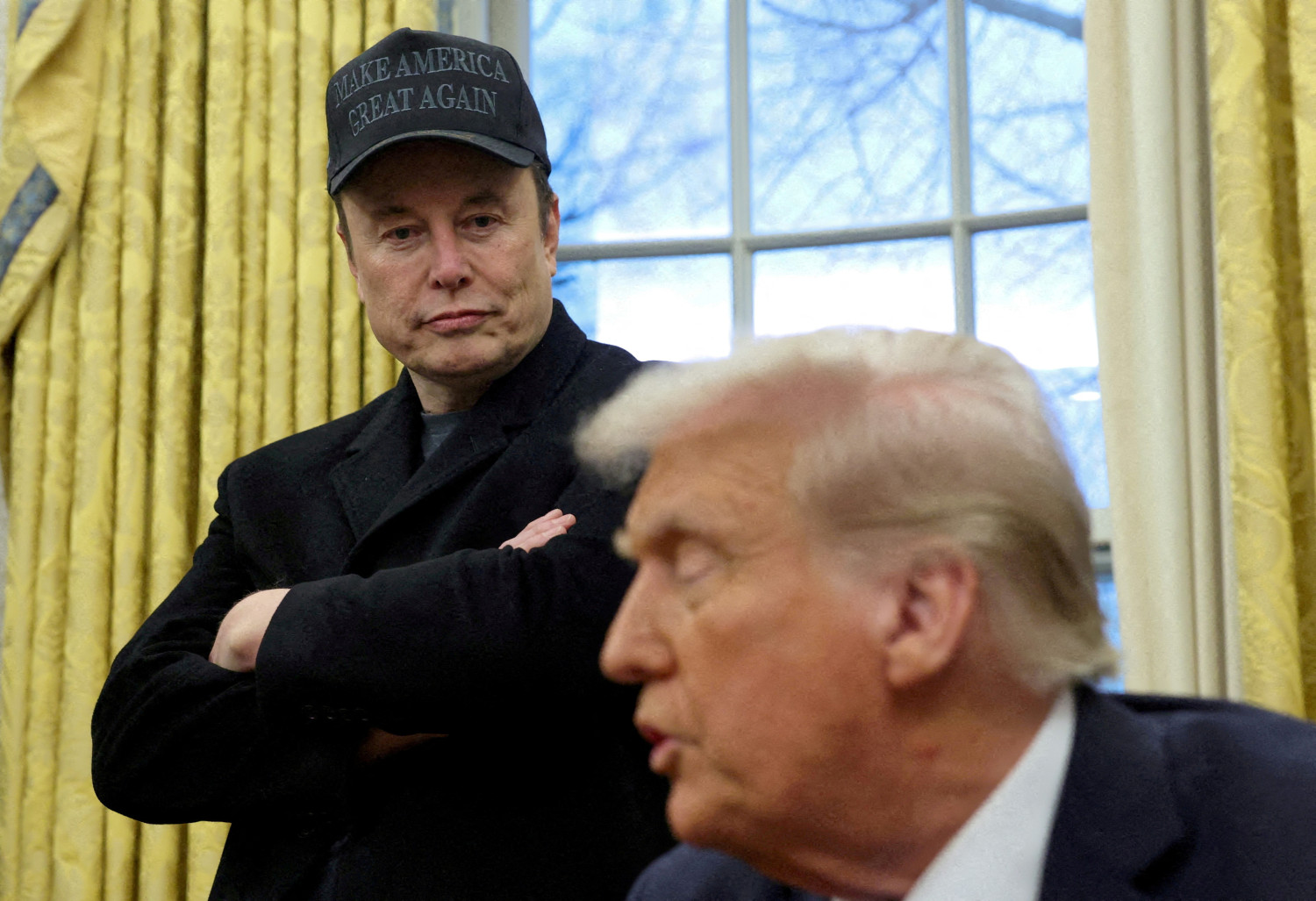 Musk, Tim Cook y otra docena de ejecutivos acompañarán a Trump en su viaje a China