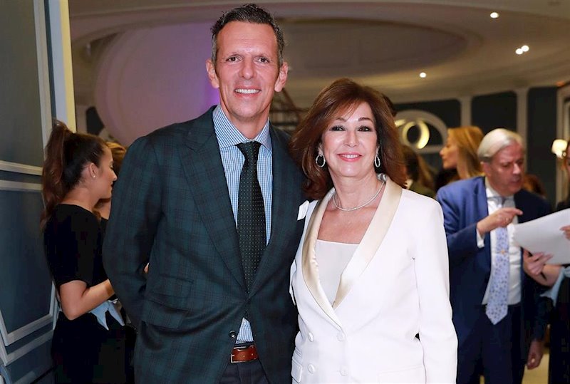 ep ana rosa quintana y joaquin prat en la gala de la fundacion querer