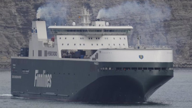 ep archivo   barco que transporta blindados de espana a ucrania desde el puerto de bilbao