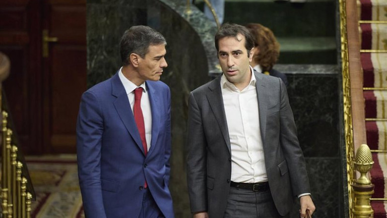 ep archivo   el presidente del gobierno pedro sanchez y el ministro de economia comercio y empresa