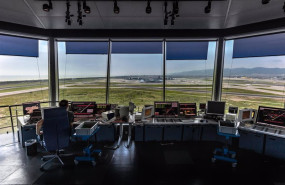 ep archivo interior de la torre de control del aeropuerto de barcelona el prat ep archivo interior de la torre de control del aeropuerto de barcelona el prat
