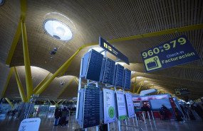 ep archivo   varios paneles de salidas en el aeropuerto adolfo suarez madrid barajas a 5 de enero de