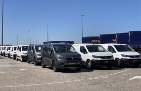 ep archivo   vehiculos preparados para exportacion en la planta del grupo stellantis en vigo