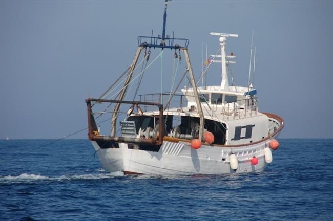 Barco, pesca de arrastre | COMUNIDAD ep barco pescaarrastre