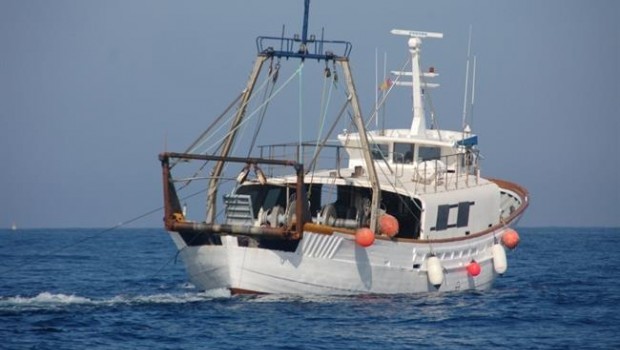 ep barco pescaarrastre