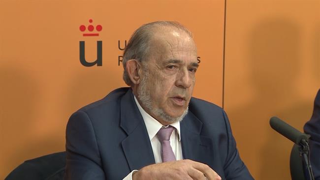 ep catedratico enrique alvarez conde duranteruedaprensa